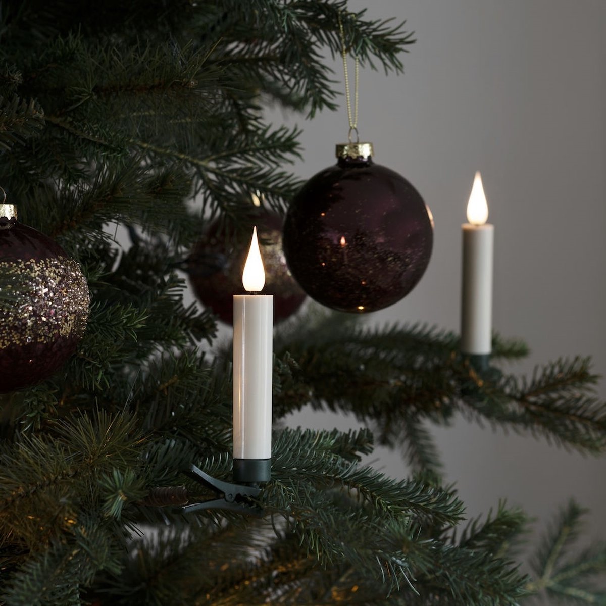 Konstsmide Kaarsverlichting voor binnen - set van 10 kaarsen - plastic - batterij - zonder kabel - kerstverlichting