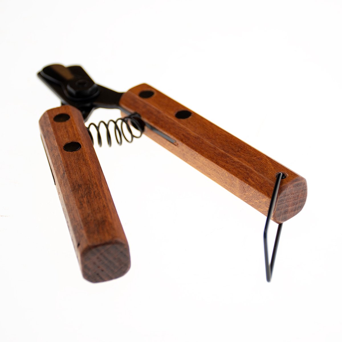 Noir. Noir japandi nagelknipper l - 15,5x4x2cm bruin