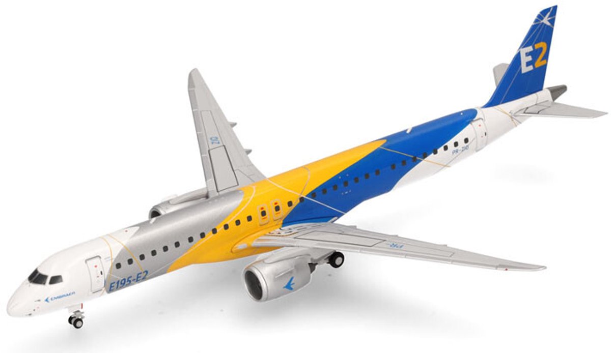 Herpa Embraer e195-e2 corporate livery pr-ziq