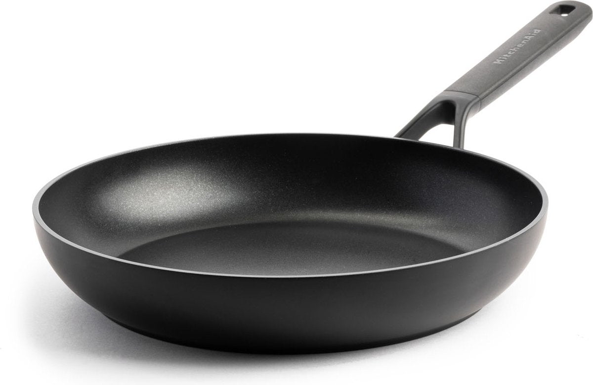 KitchenAid classic forged aluminium koekenpan ø30cm - zwart - inductie - anti-aanbak - pfas-vrij