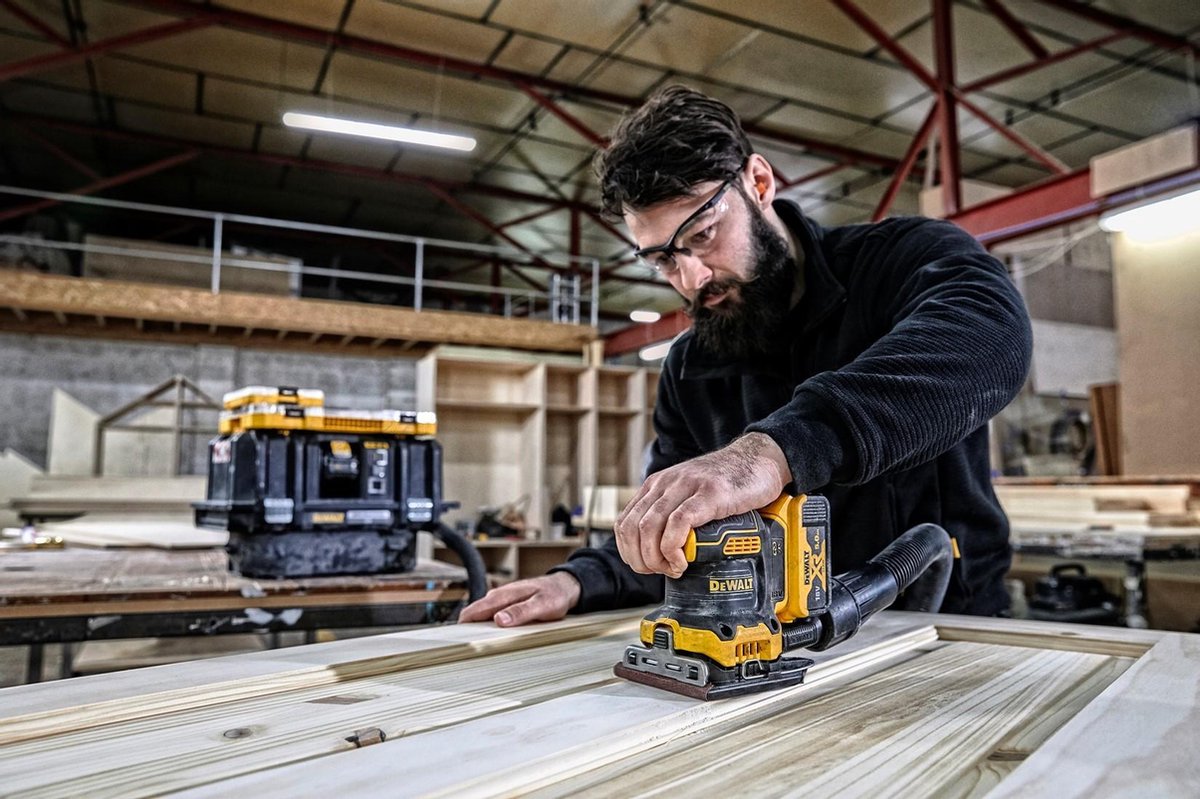DeWalt dcw200n accu vlakschuurmachine 18v xr basic body