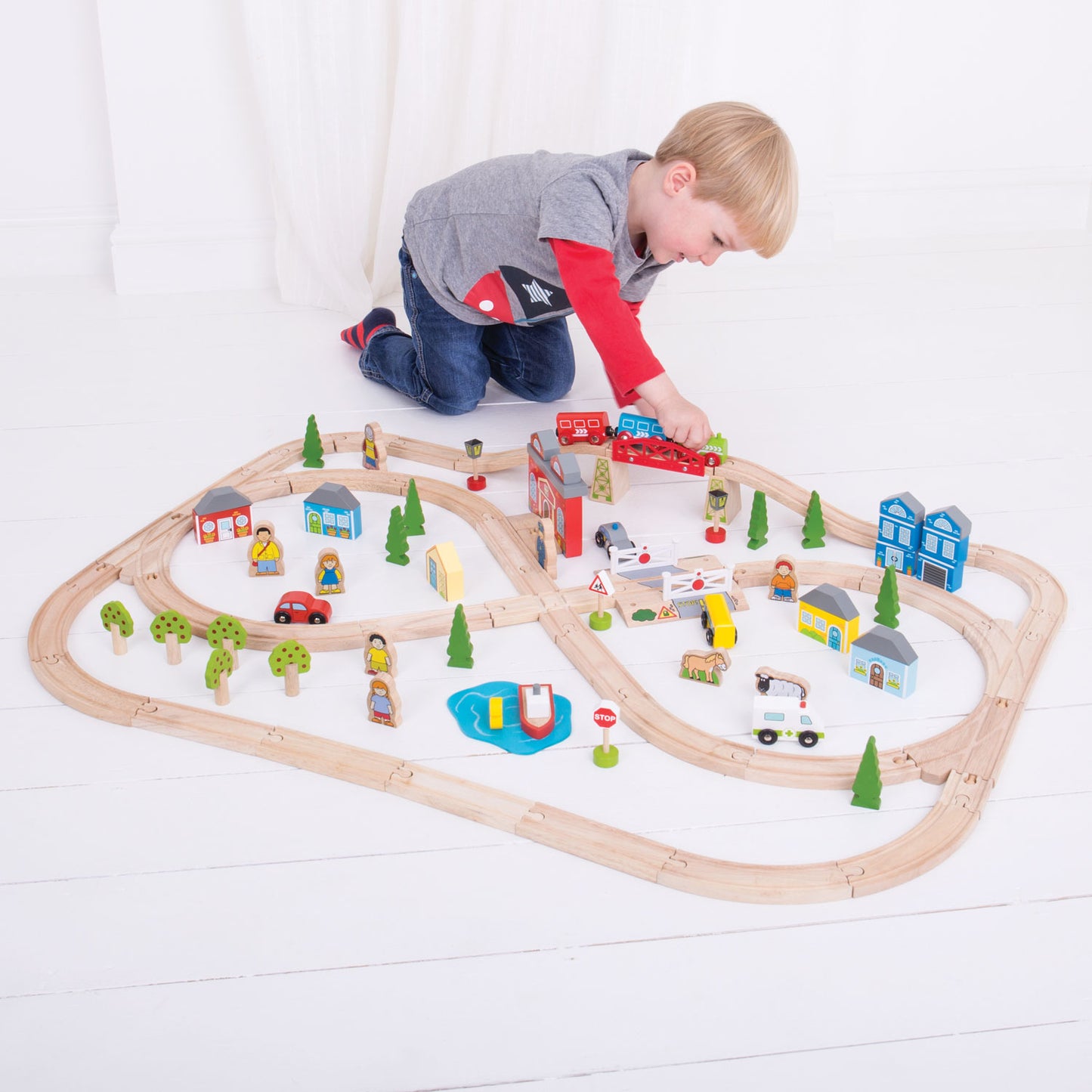 BIGJIGS houten treinset stad en land, 101dlg.