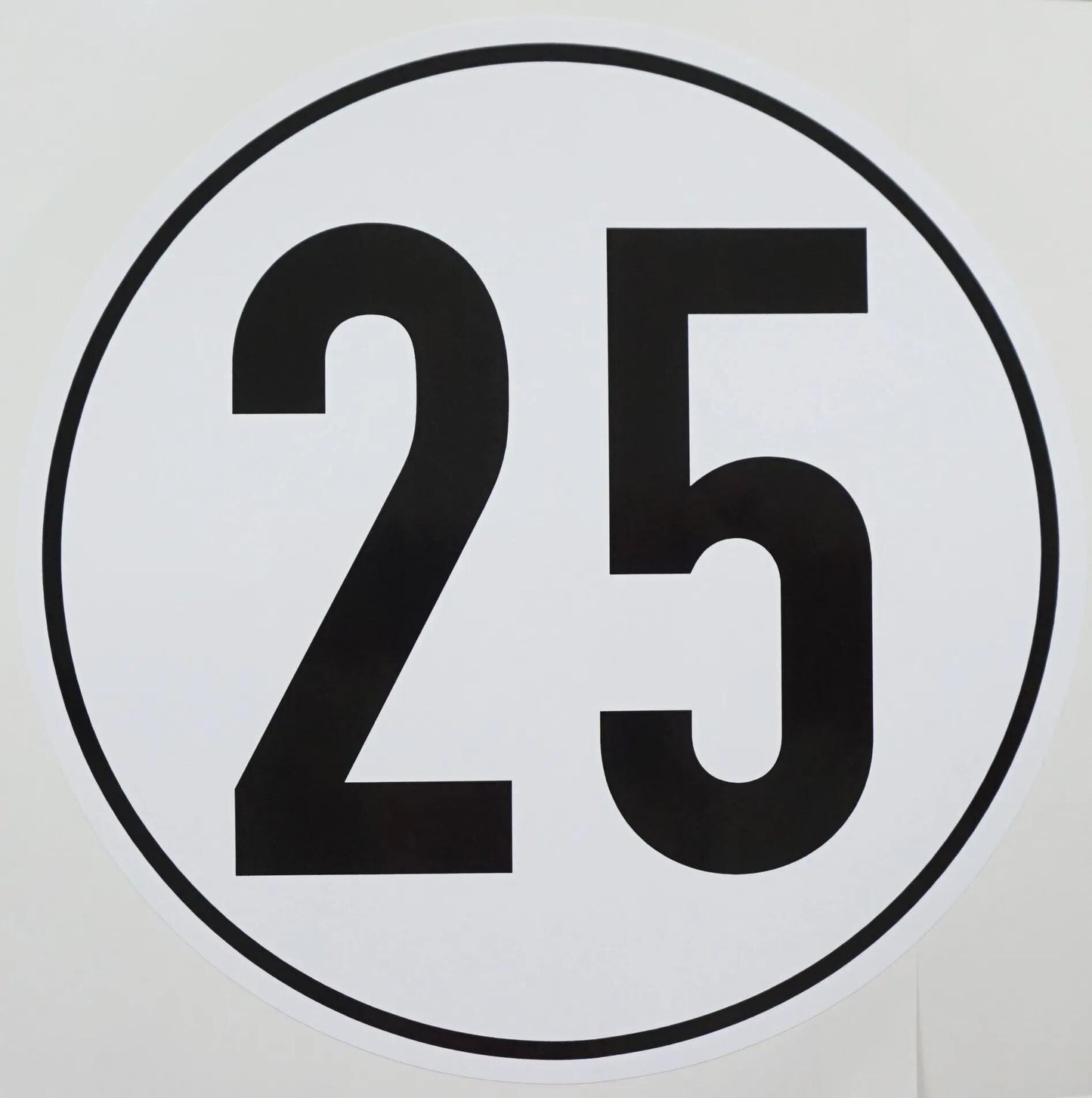 Ad hinweisschild witte plusguide geschwindigkeit kilometer sign 25km witte plusguide