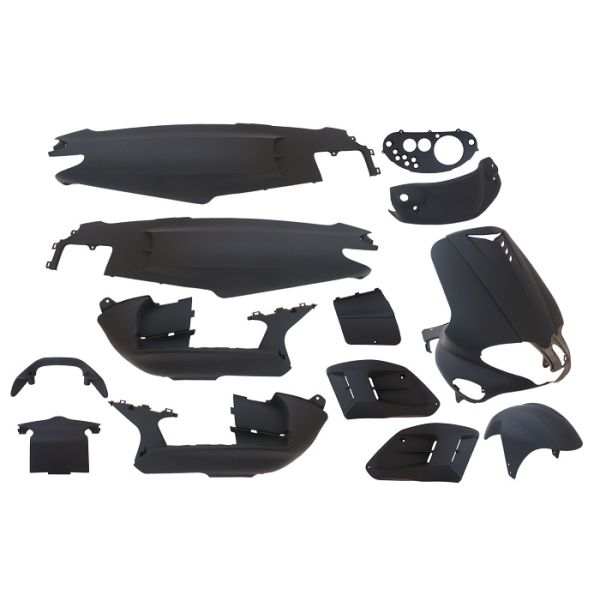 Edge Plaatset 15-delig voor gilera runner tot bouwjaar 08-2005 - mat zwart