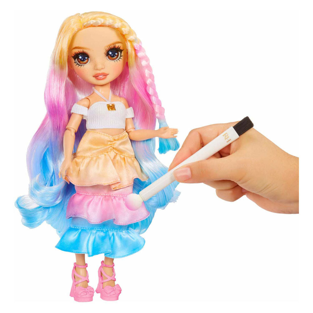 MGA Entertainment Rainbow high watercolor create-modepop - bruine ogen