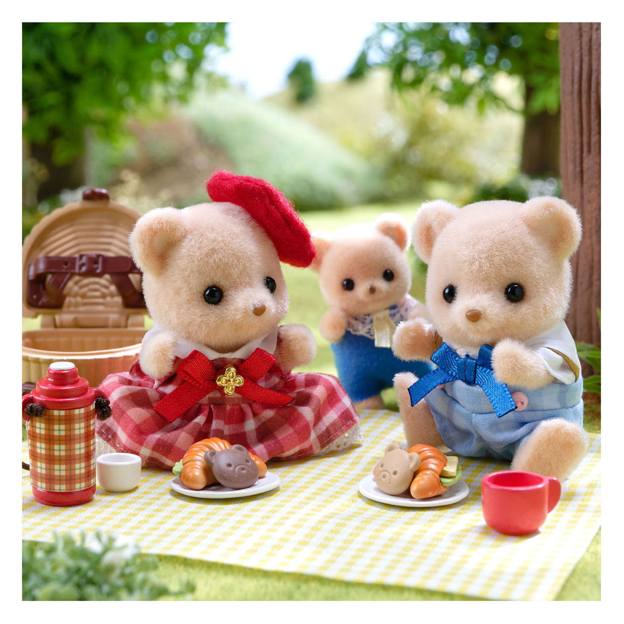 Sylvanian Families 5853 biscuit beer zus en broer - picknick set