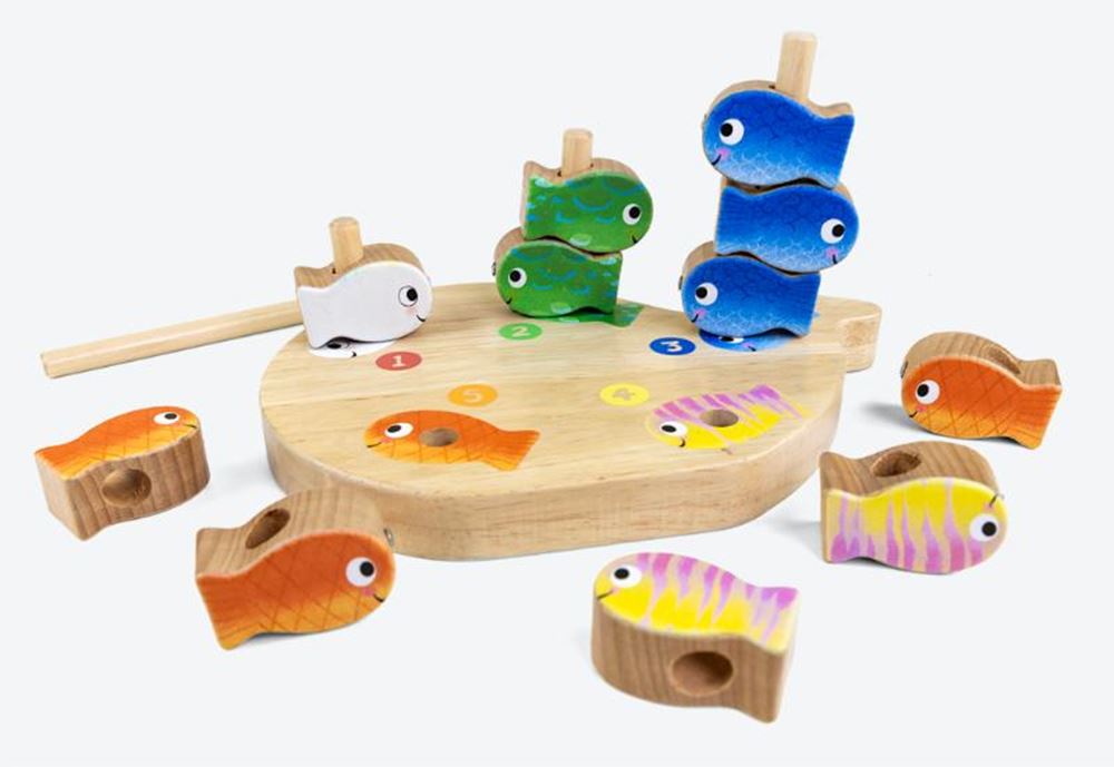 Clavis Uitgeverij Genechten*4 in 1 houten spel klein wit visje. stapel, hengel, tel en rijg