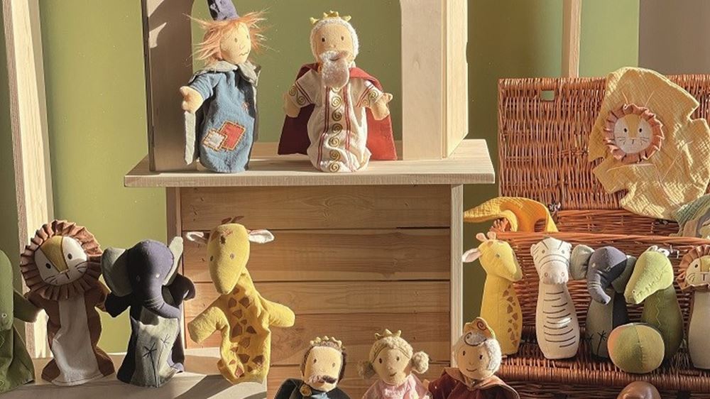 Egmont Handpop Olifant. 29x17x6 cm. 0+