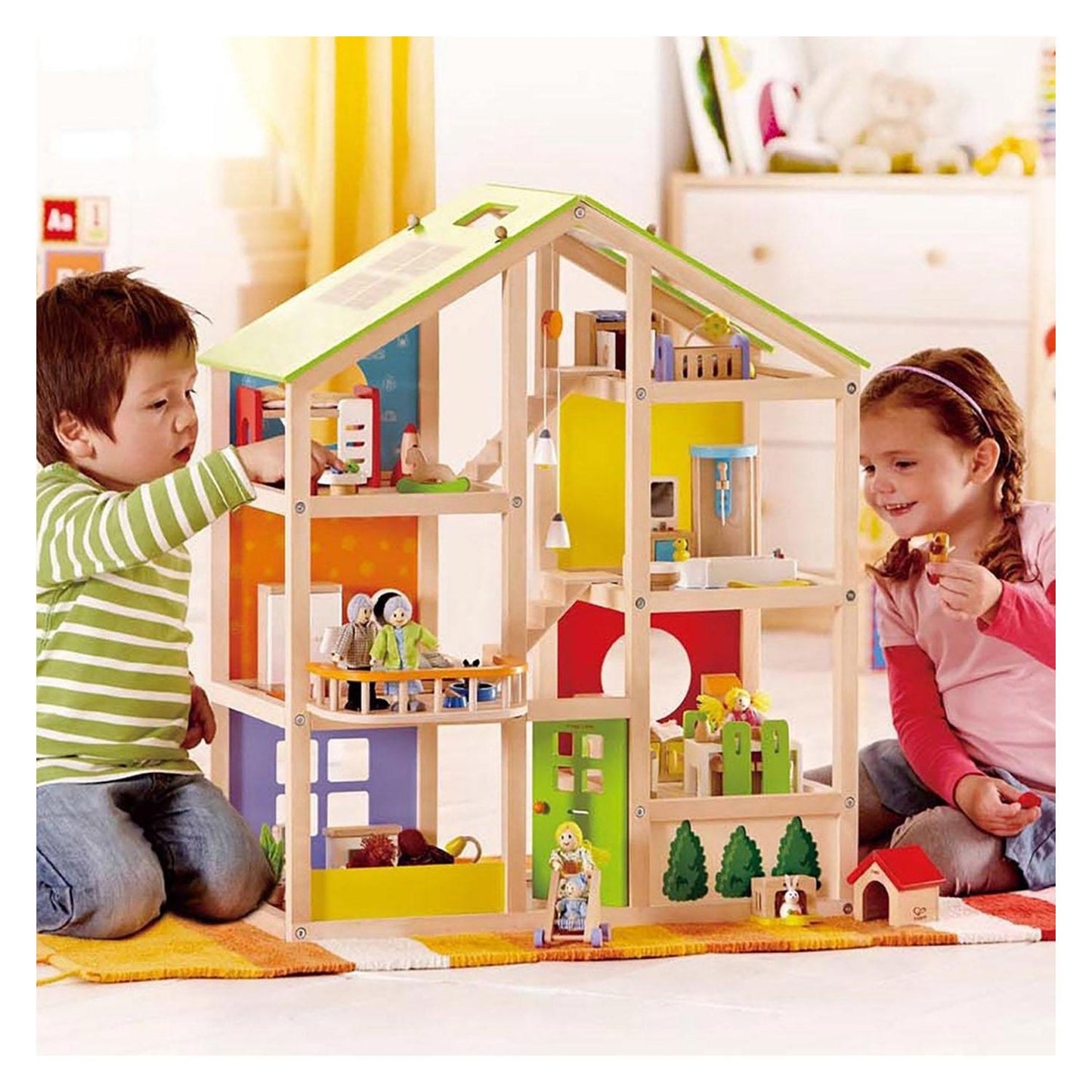 Hape houten 4 seizoenen poppenhuis met meubels