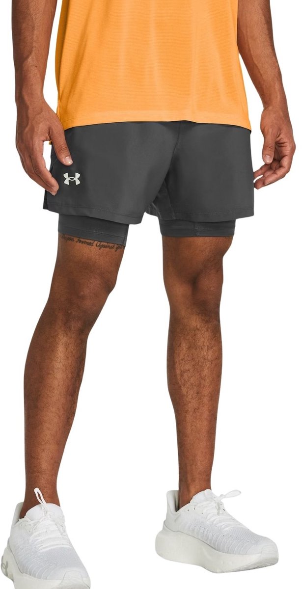 Under Armour ua launch 5'' 2-in-1 shorts-gry heren sportbroek - castlerock - castlerock - reflecterend