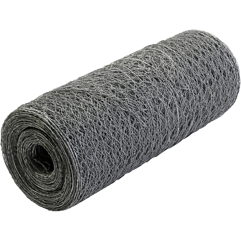 https: www.cchobby.nl kippengaas-b-30-cm-gatgrootte-1-6-cm-dikte-0-7-mm-30-m-1-rol