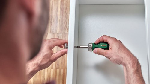 Bosch Groen compacte bit-ratelschroevendraaier + 6 bits - 1600a032uy