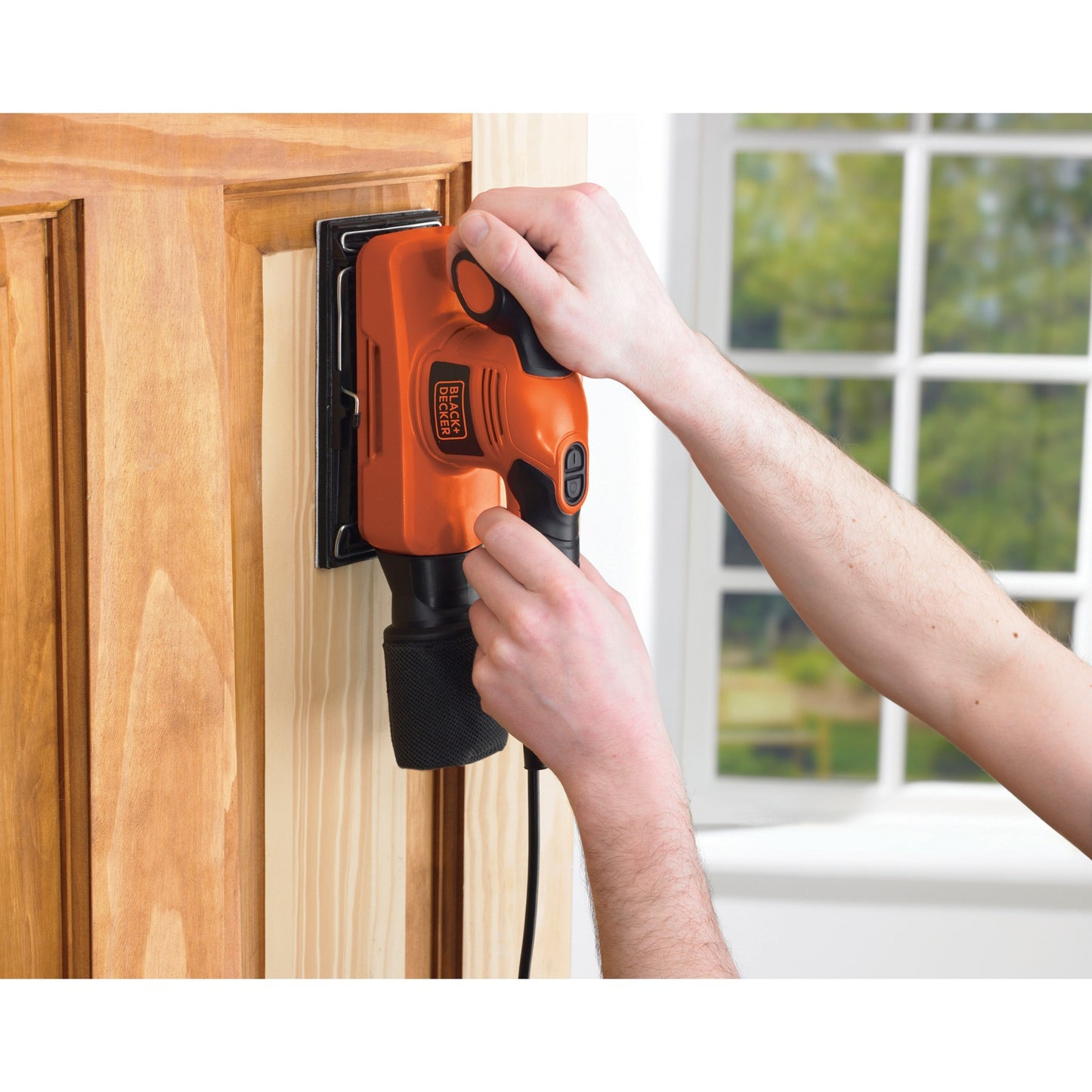 BLACK+DECKER 240w 1 3vel vlakschuurmachine (zwart oranje)