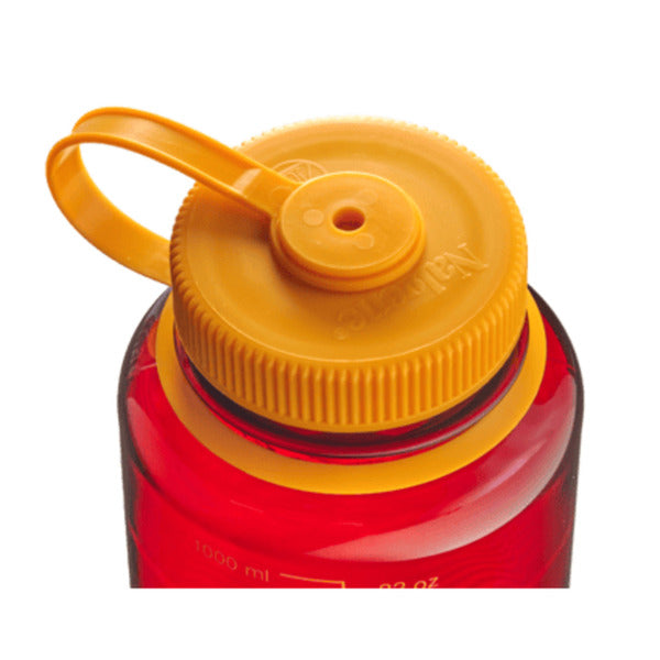 Nalgene Wide Mouth Sustain Water Bottle, 1 Liter drinkfles (Donkerrood geel)
