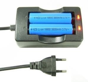 Enzo Lader voor 2 accu's 3.7v volt 18650 - 3512590
