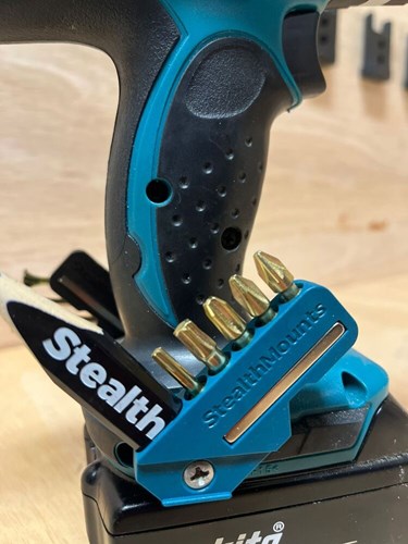 StealthMounts 4590 bithouder voor makita | blauw | 2 stuks - bh-mk-4590-blu