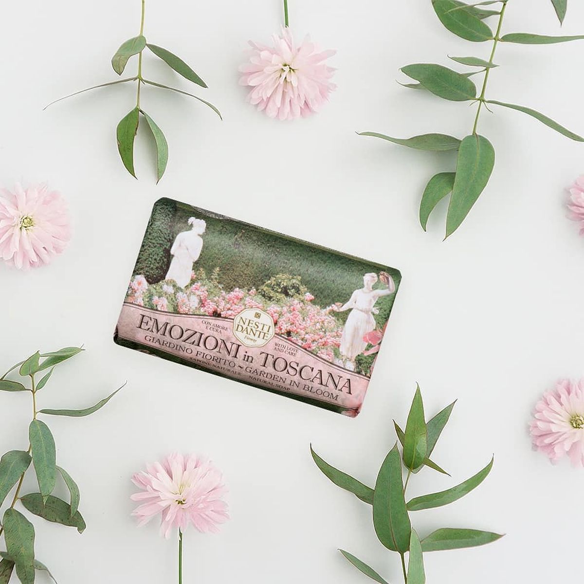 Nesti Dante emozioni garden in bloom zeep 250gr.