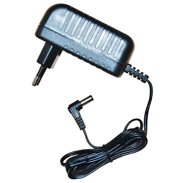 AKO Producten adapter 12v op lichtnet voor mobil power
