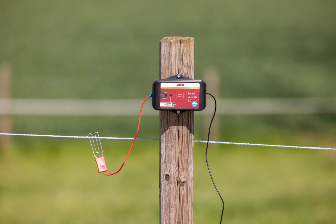 AKO Producten slimme afrastering en batterijtester smartsatellite 20