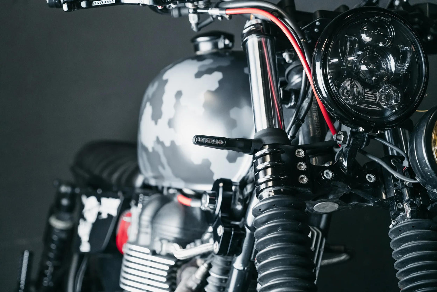 MOTOISM blinker union turn signal back pos. lig union triumph