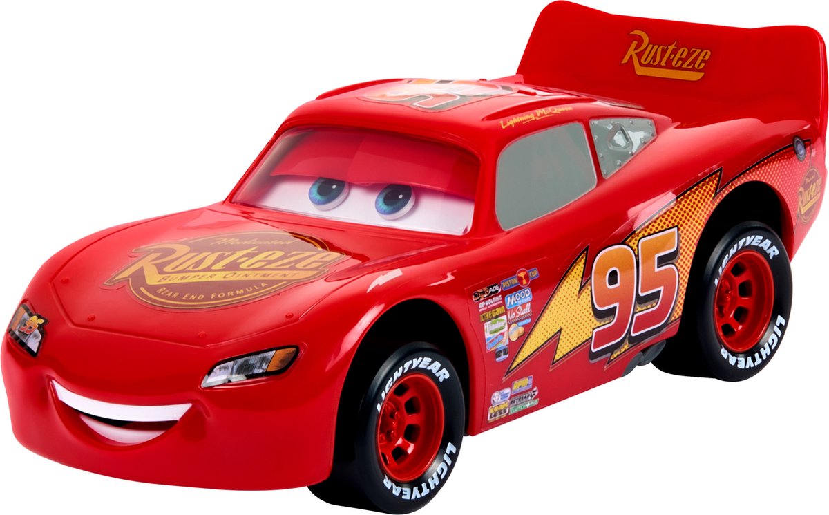 Disney Pixar Cars Disney en pixar cars race moving moments bliksem mcqueen