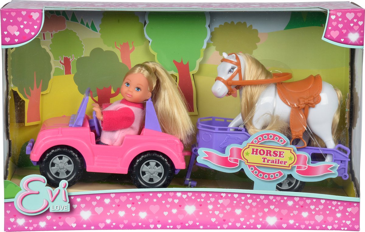 Simba Evi love horse trailer