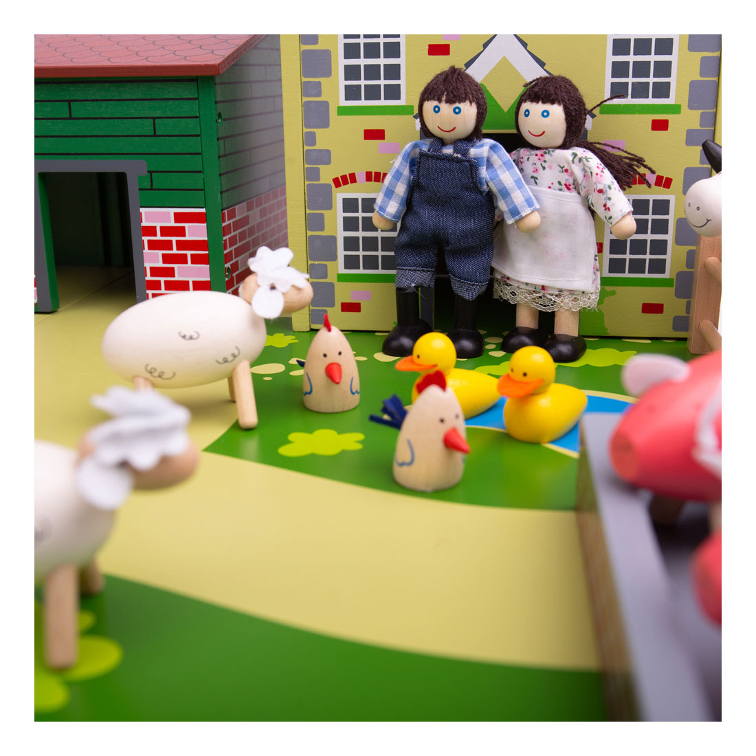 Tidlo houten boerderij met erf