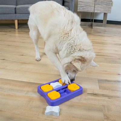Nina Ottosson dog brick