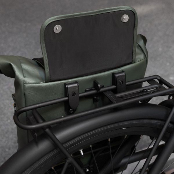 Dutchperfect Urban proof single rolltop tas 20l groen recycled