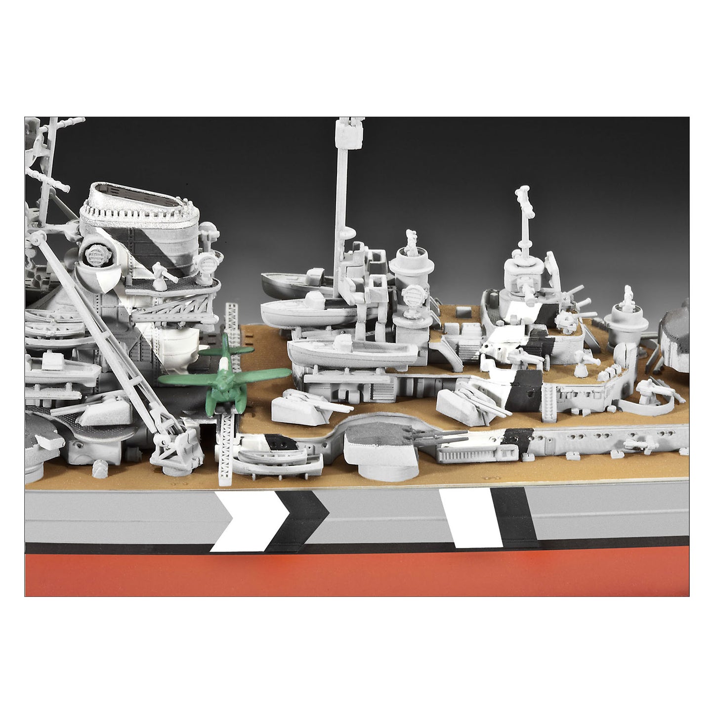 Revell slagschip bismarck - 1:700