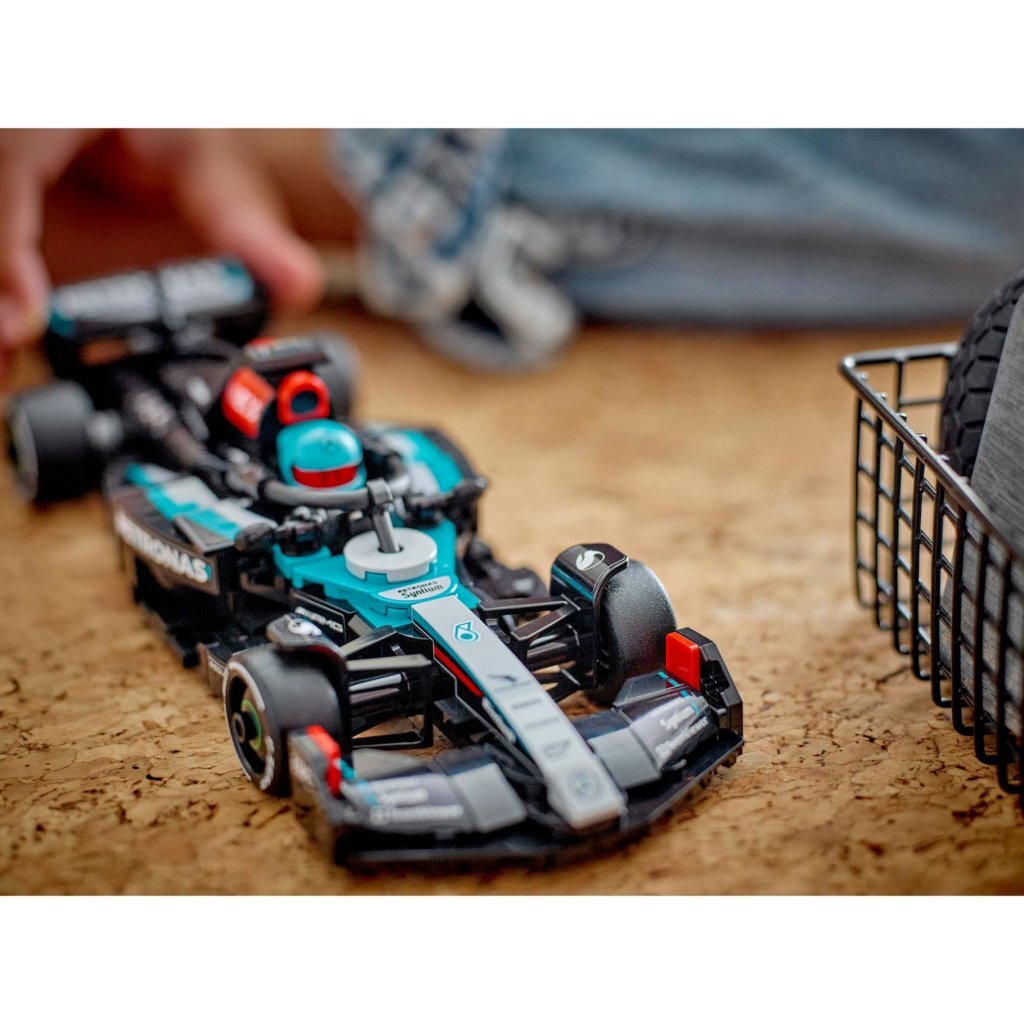 LEGO speed champions 77244 mercedes-amg f1 w15 racewagen