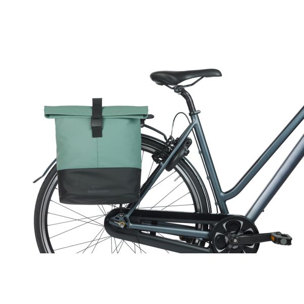 Basil B.V. Tas basil cove shopper groen zwart | mik hooks | 16l
