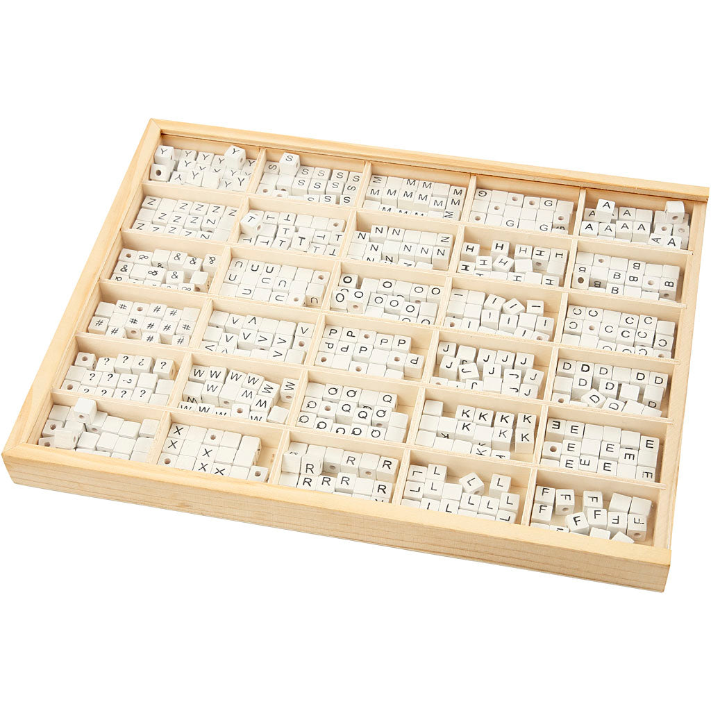 Creativ Company Https: www.cchobby.nl letterkralen-a-z-en-blanco-afm-8x8-mm-gatgrootte-3-mm-wit-750-div-1-doos