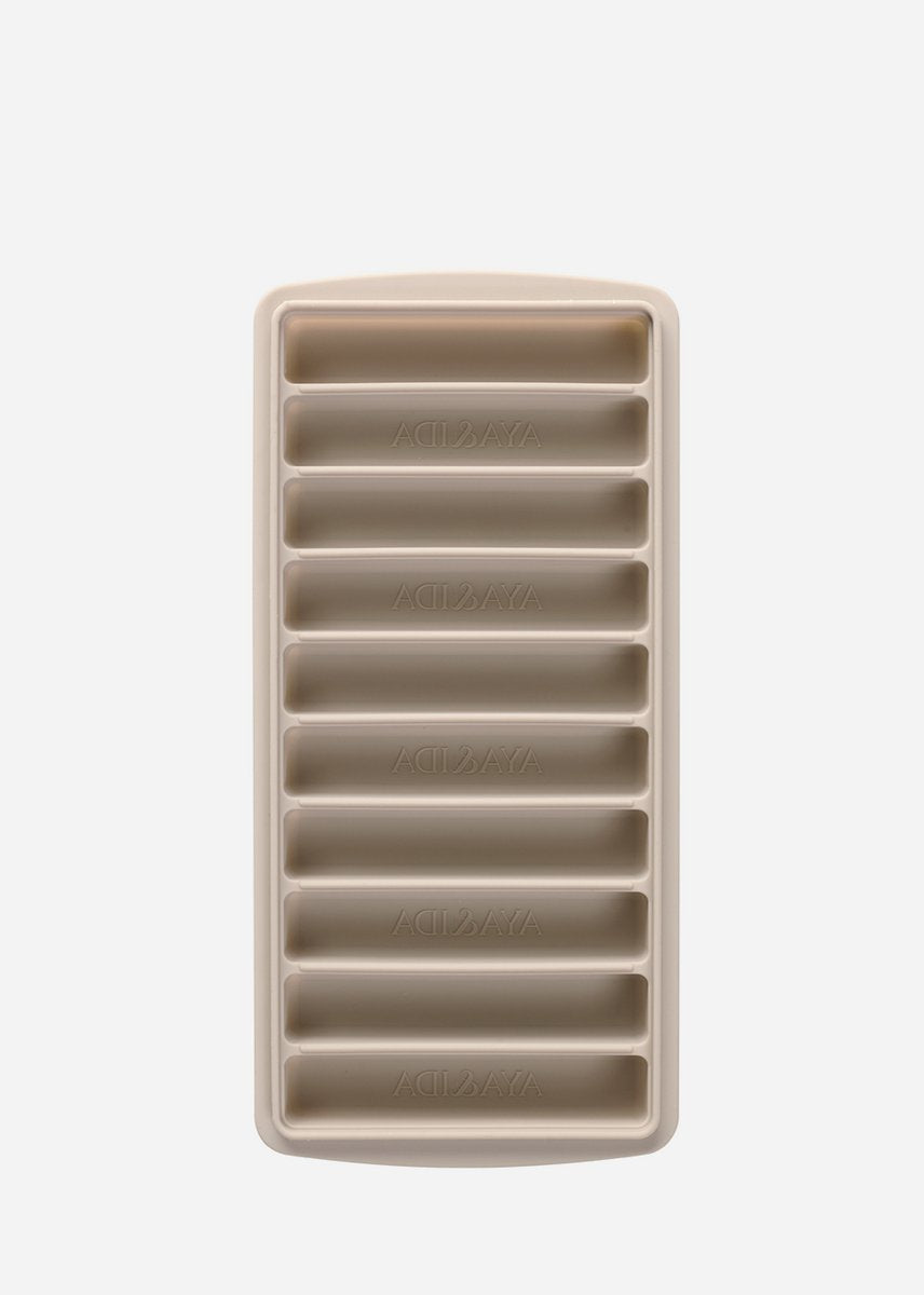 Aya Ida Aya ida - ice cube tray - ijsblokjesvorm - siliconen ijsblokjes vorm met deksel - bpa vrij - herbruikbaar - langwerpige ijsblokjes voor flessen - koude dranken - cream beige