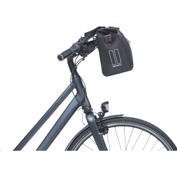 BASIL Fietshandtas city mik 8 - 11 liter 19 x 30 x 26 cm - zwart