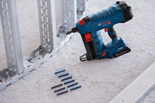 Bosch Blauw gnb 18v-38 | accubetontacker | 18v | 2x 4.0ah procore accu + snellader | in l-boxx - 06019l7002