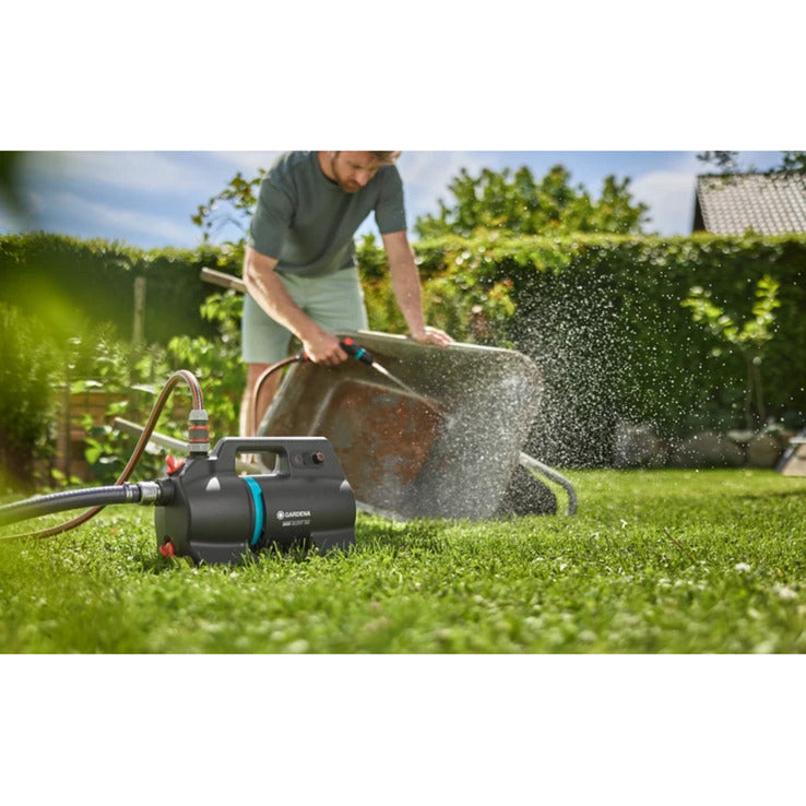 GARDENA accu besproeiingspomp 3000 silent 18v p4a gebruiksklare set incl. accu en oplader (donkergrijs turquoise, 14610-20 | pomp | accu | lader)