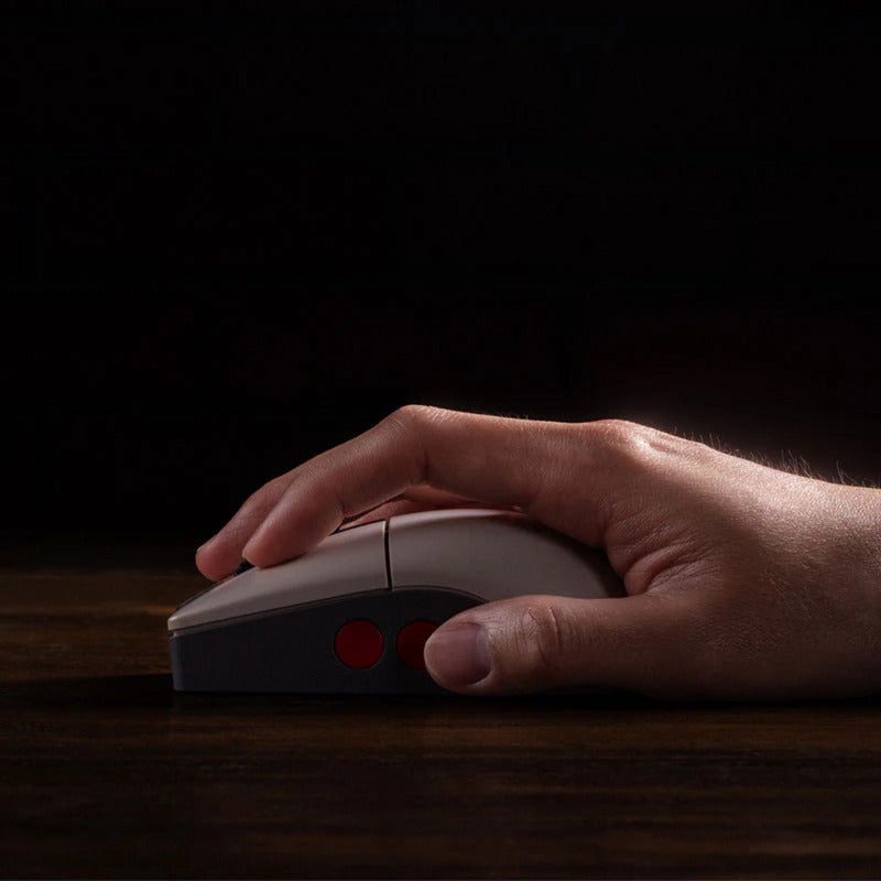 8BitDo retro r8 mouse - n edition (grijs rood, 50 - 26000 dpi, bluetooth usb-c 2.4 ghz)