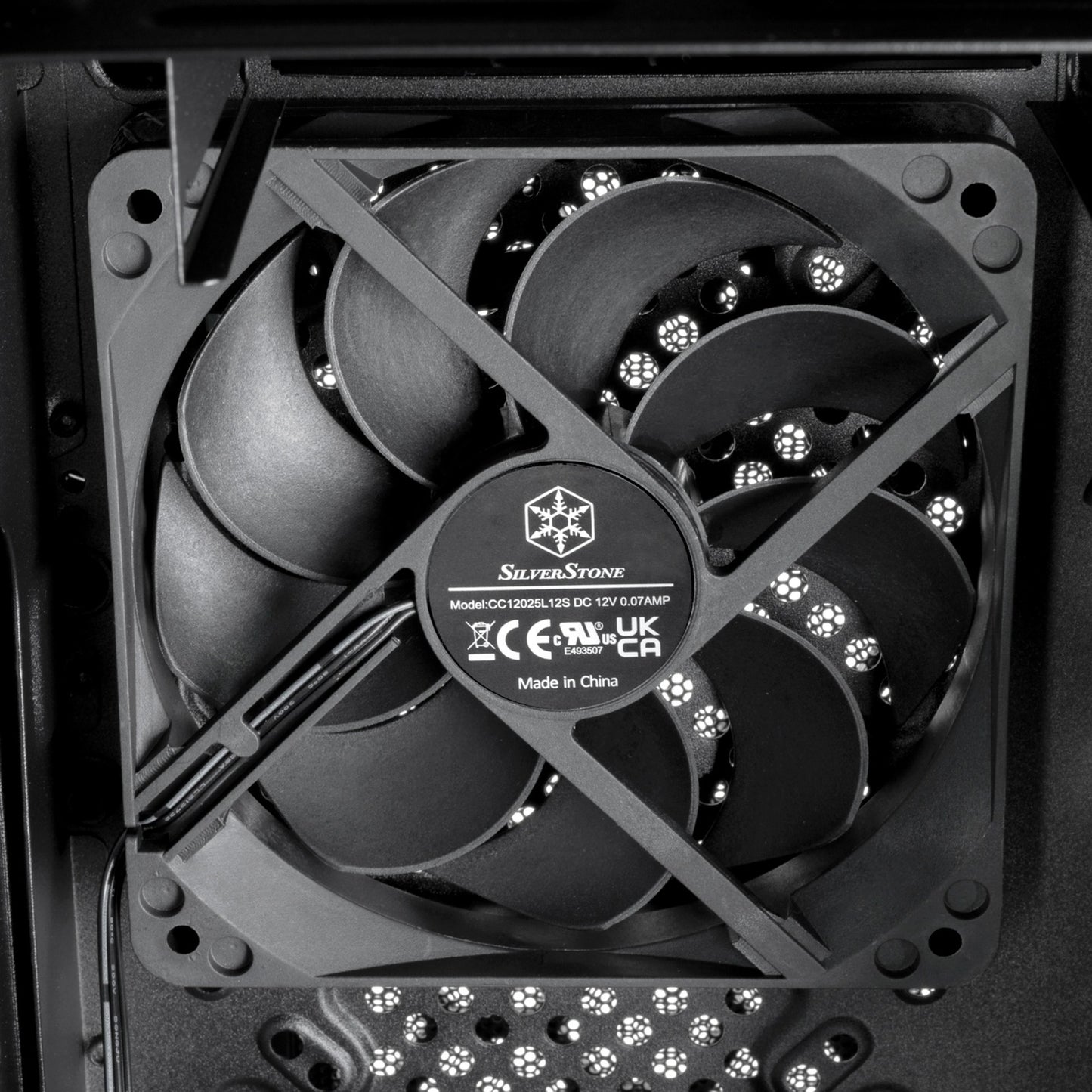 SilverStone sst-ps13b midi tower behuizing (zwart | 2x usb-a)