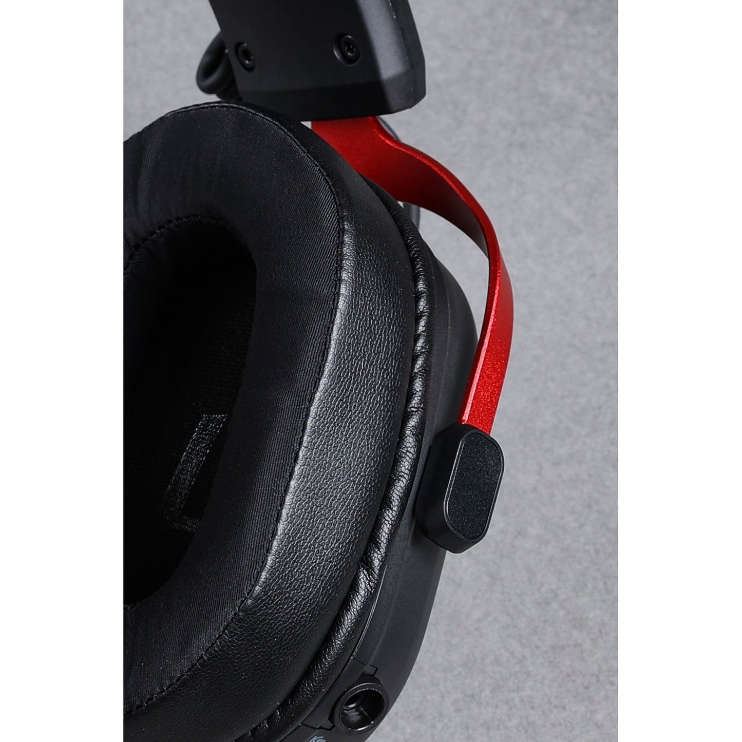 MCHOSE S9 Pro Wireless over-ear gaming headset (Zwart rood, PC laptop Playstation Switch Smartphone, 2.4G Bluetooth Wired Type-C )