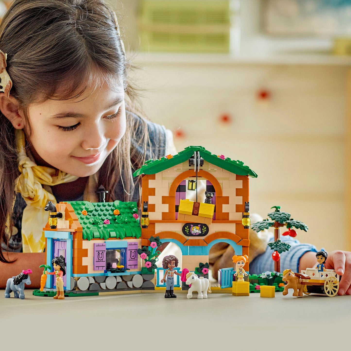 LEGO friends 42654 ponyboerderij en stal