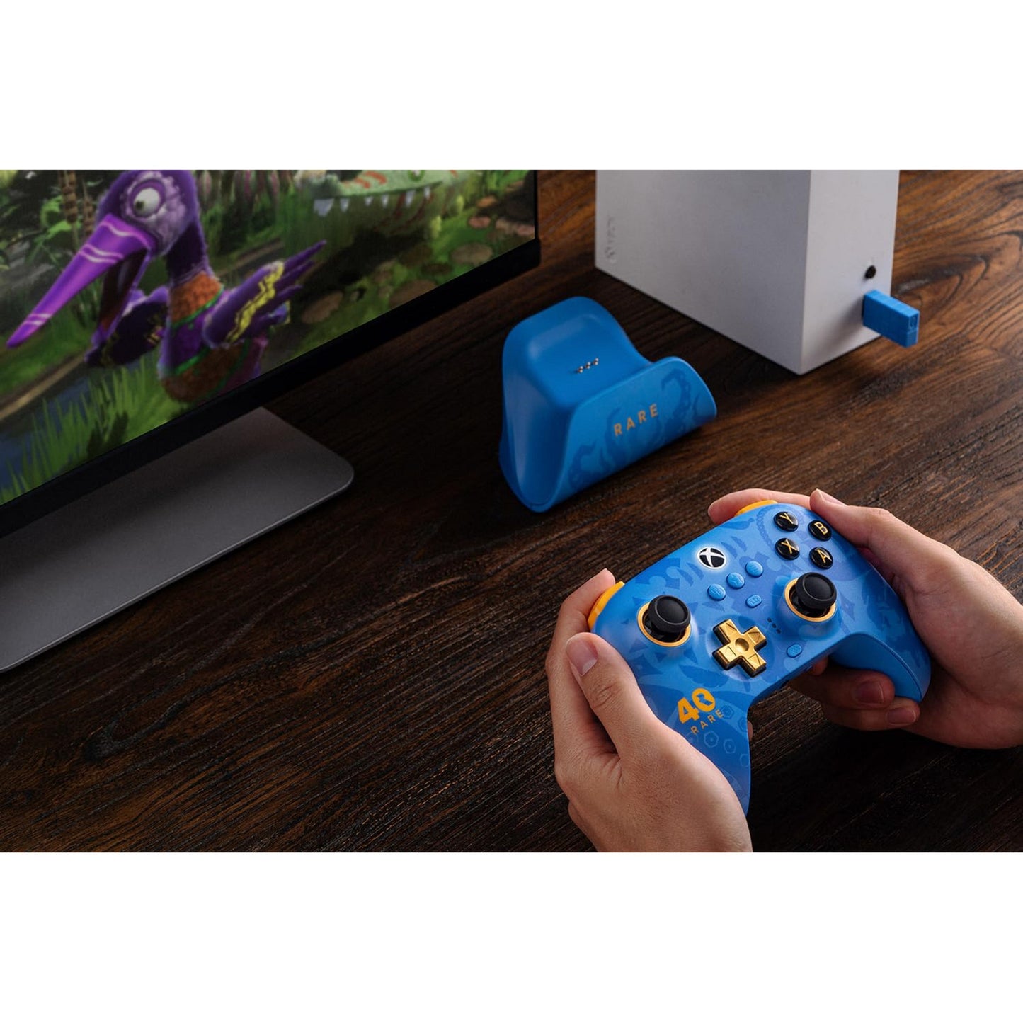 8BitDo ultimate 3-mode controller for xbox - rare 40th anniversary edition (blauw goud, xbox series x|s, xbox one, pc, bluetooth usb-c 2.4 ghz )