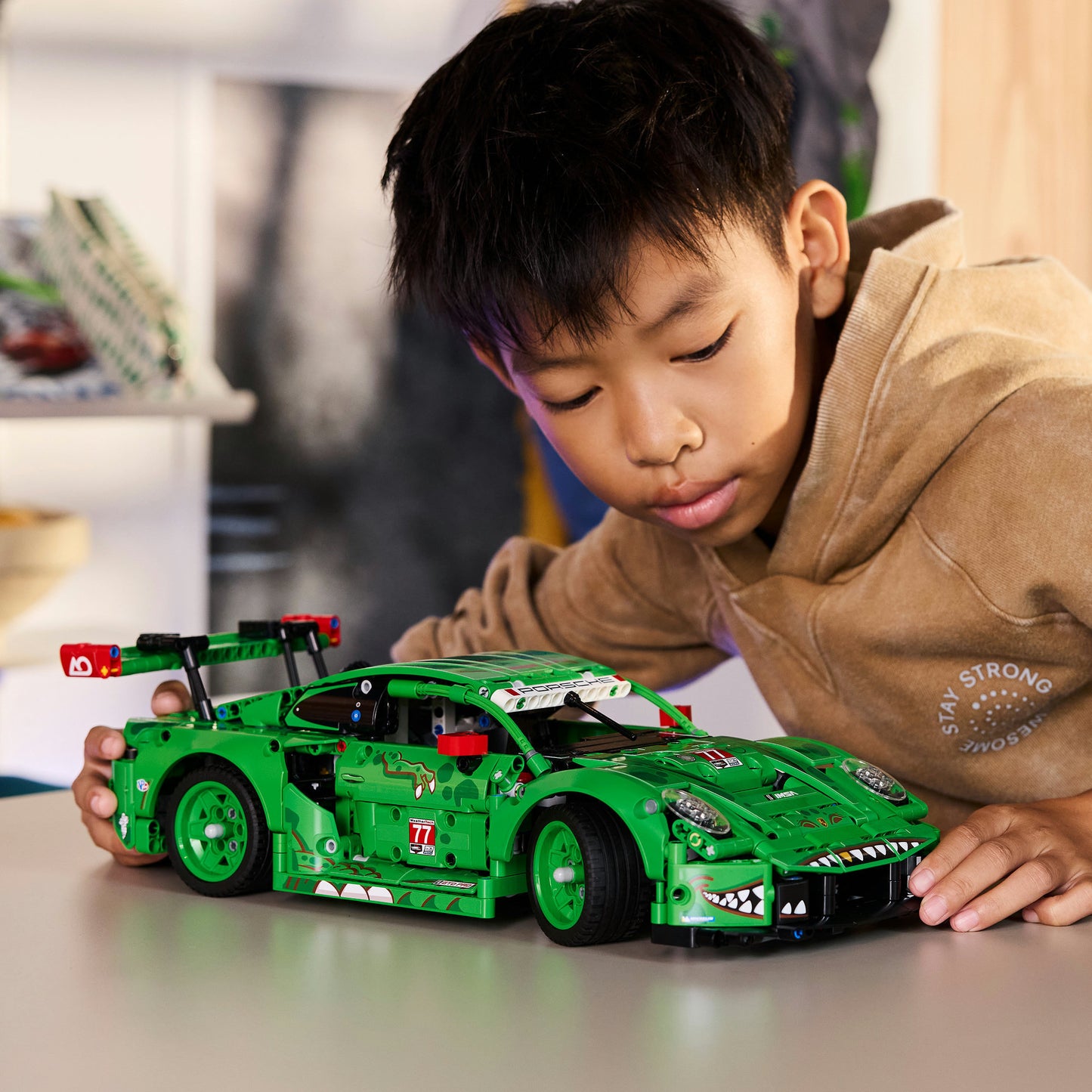 LEGO technic 42224 porsche 911 gt3 r rexy ao racing auto