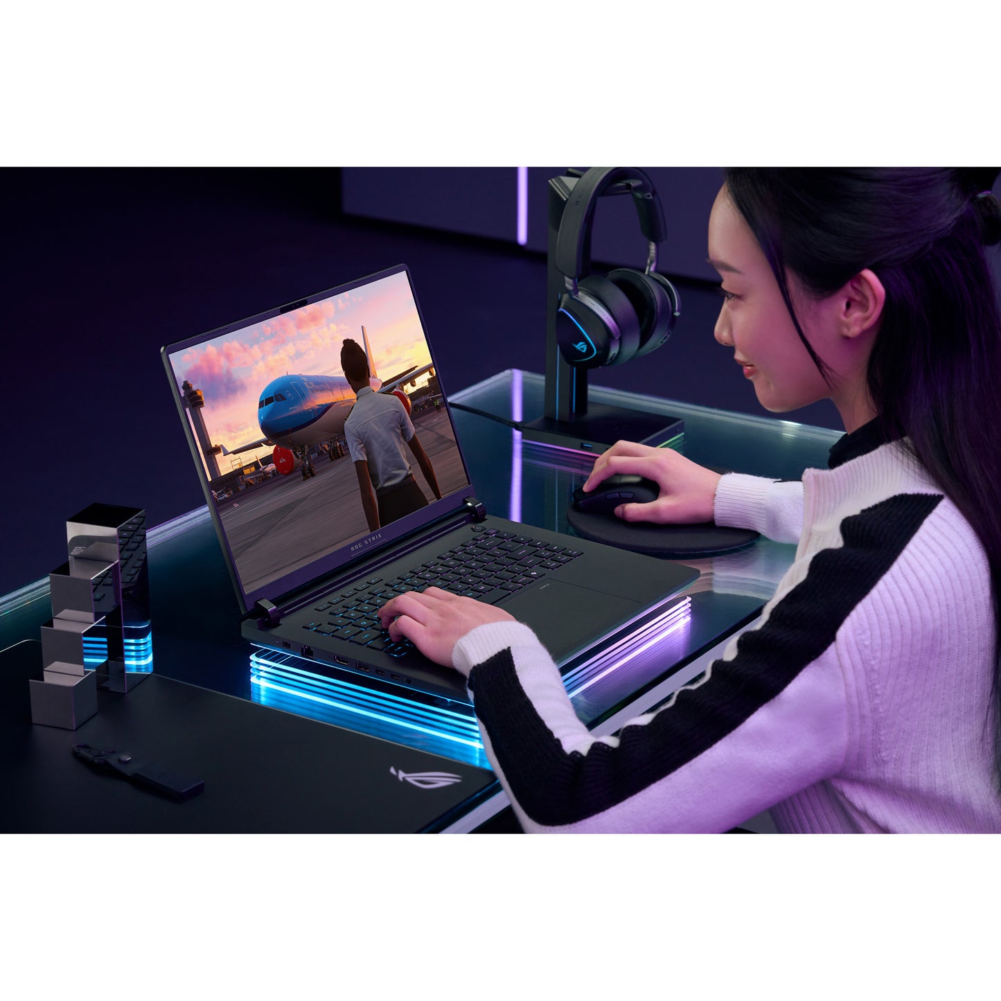 ASUS rog strix scar 18 g835lx-sa012w 18 gaming laptop (zwart | core ultra 9 275hx | rtx 5090 | 64 gb | 4 tb ssd | 240 hz)