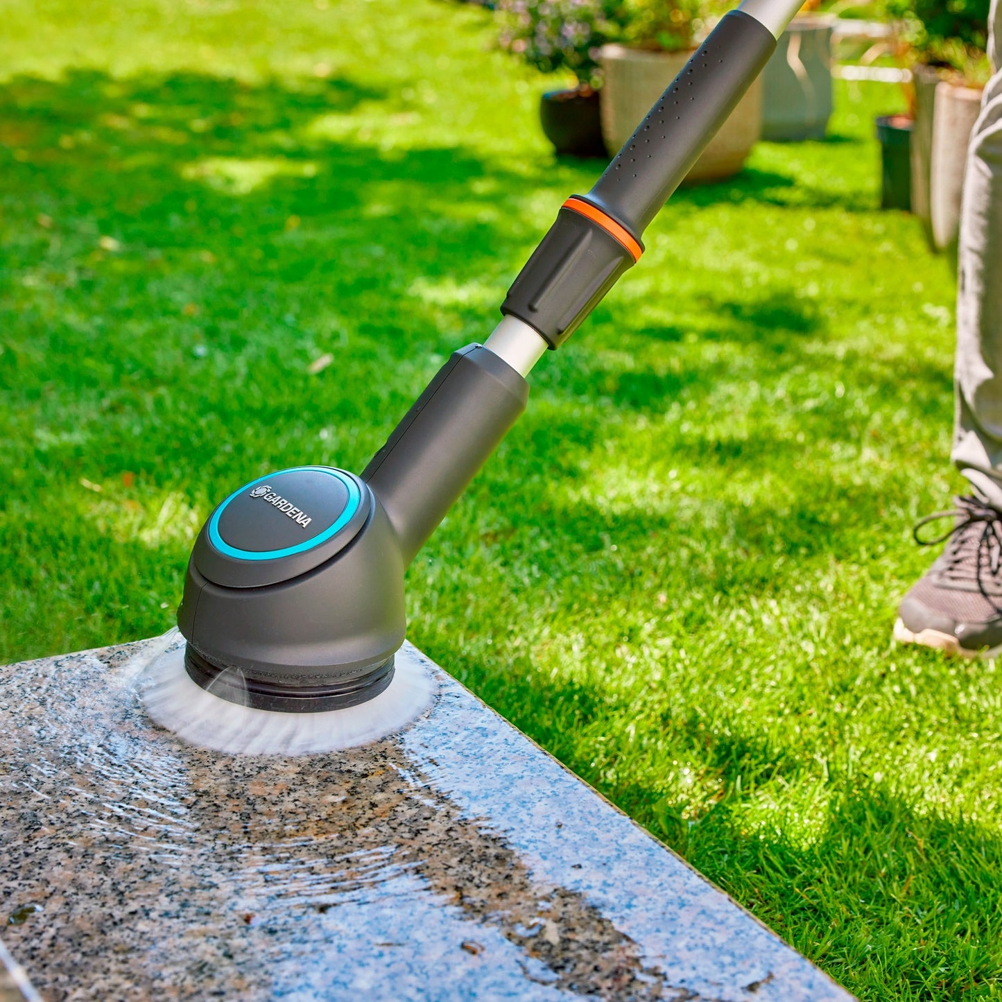 GARDENA aquabrush opzetstuk met schijfborstel, voor de aquabrush accu- multireiniger wasborstel (grijs turquoise, 14846-20)