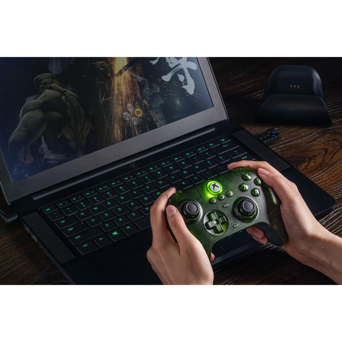 8BitDo ultimate 3-mode controller voor xbox (groen transparant, xbox series x|s, xbox one, pc, bluetooth usb-c 2.4 ghz )
