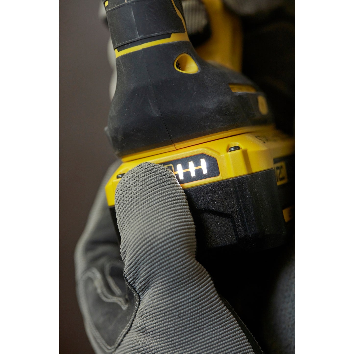 Stanley fatmax v20 18v borstelloze accu hamerboorcombokit boorhamer (geel zwart, sds+, 2 accu's en lader inbegrepen, met koffer)