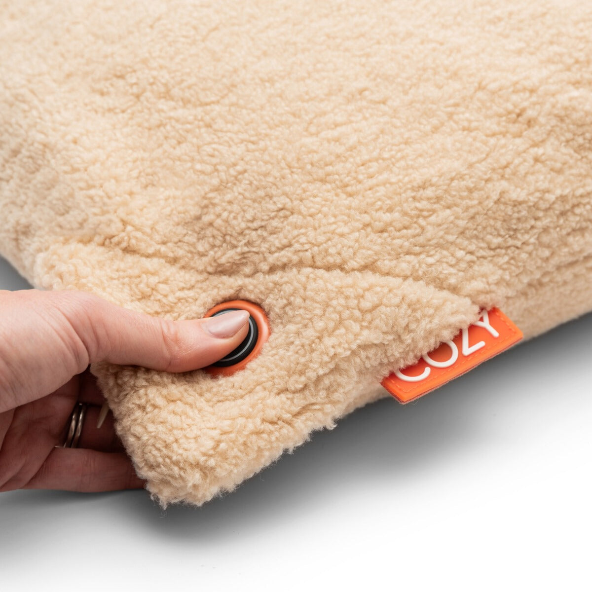 Cozy Una Woolly 45 x 45 cm draadloos warmtekussen (Lichtbeige, Powerbank 5000 mAh)