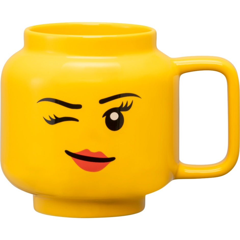 Room Copenhagen lego keramische mok - knipogend meisjeshoofd, groot (geel)