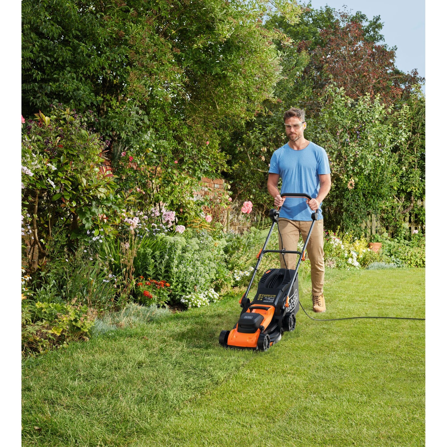 BLACK+DECKER bemwp340 grasmaaier (oranje zwart, 34 cm, 1400w)